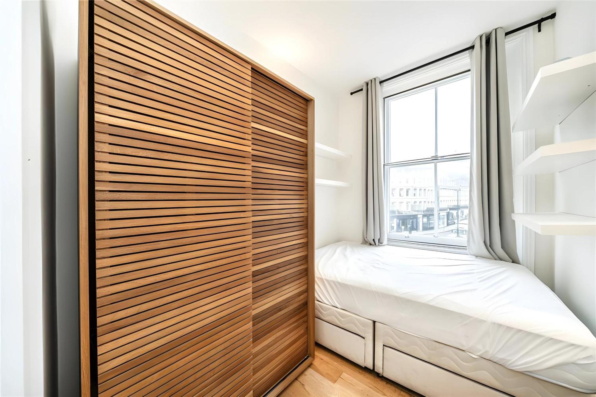 2bd Luxe Retreat In The Heart Of Apartment London